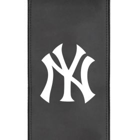 New York Yankees Logo Panel (Logo Panel Size: 24" Panel for Xpression & PhantomX Gaming Chair Only)